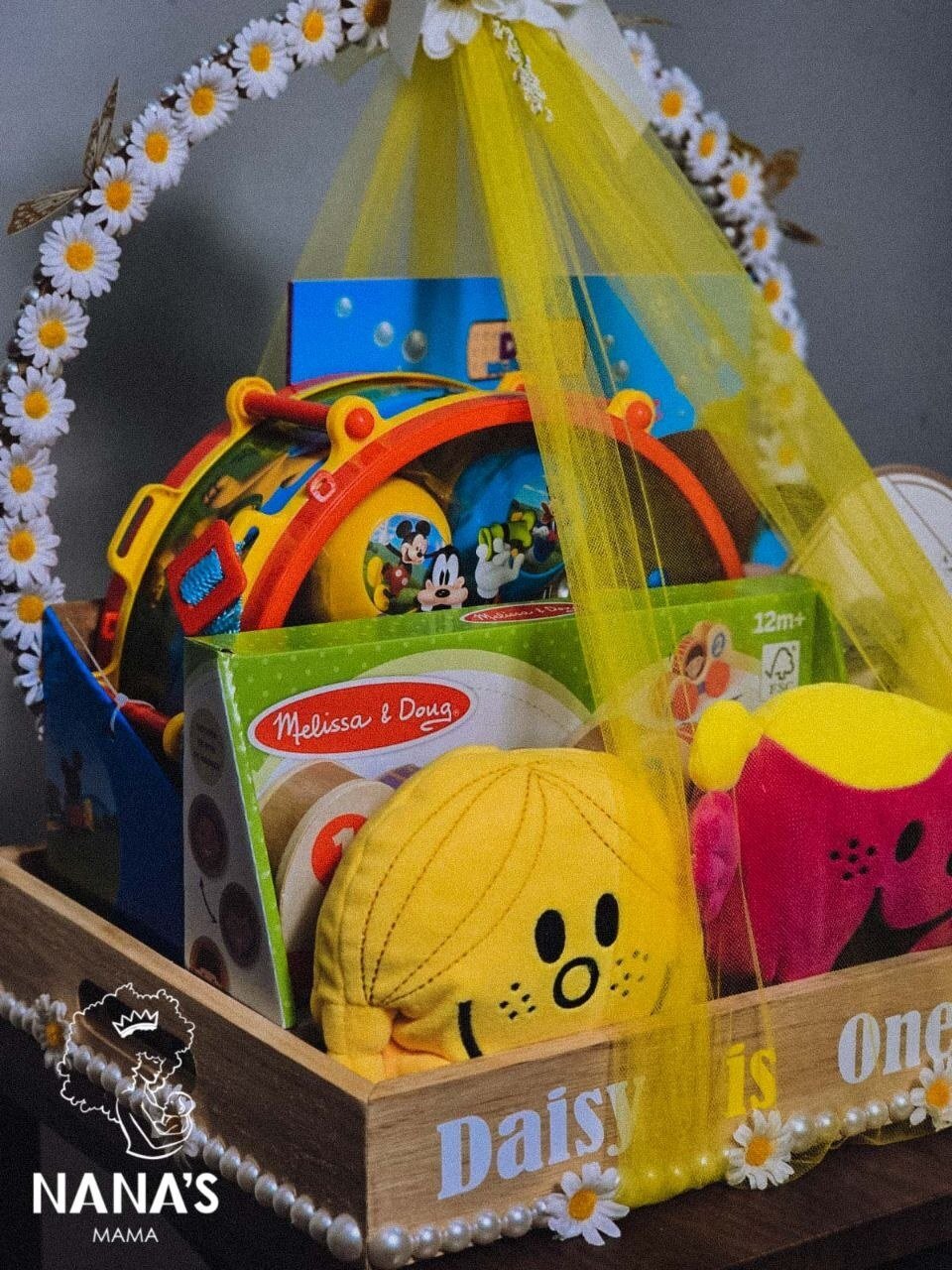 Personalized Daisy baby gift basket
